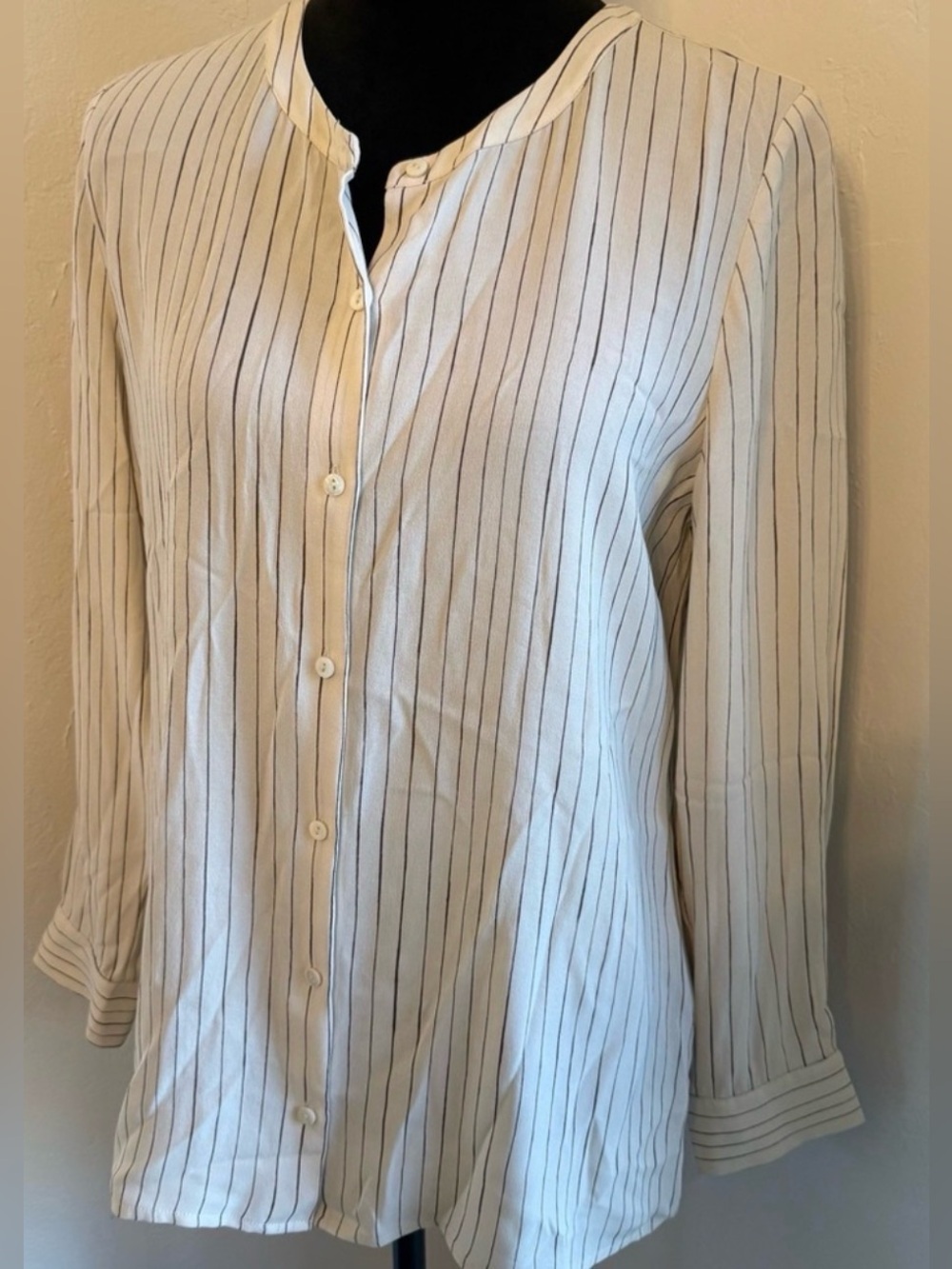 Women's Cream Button-Front Stripe Blouse (Size S)